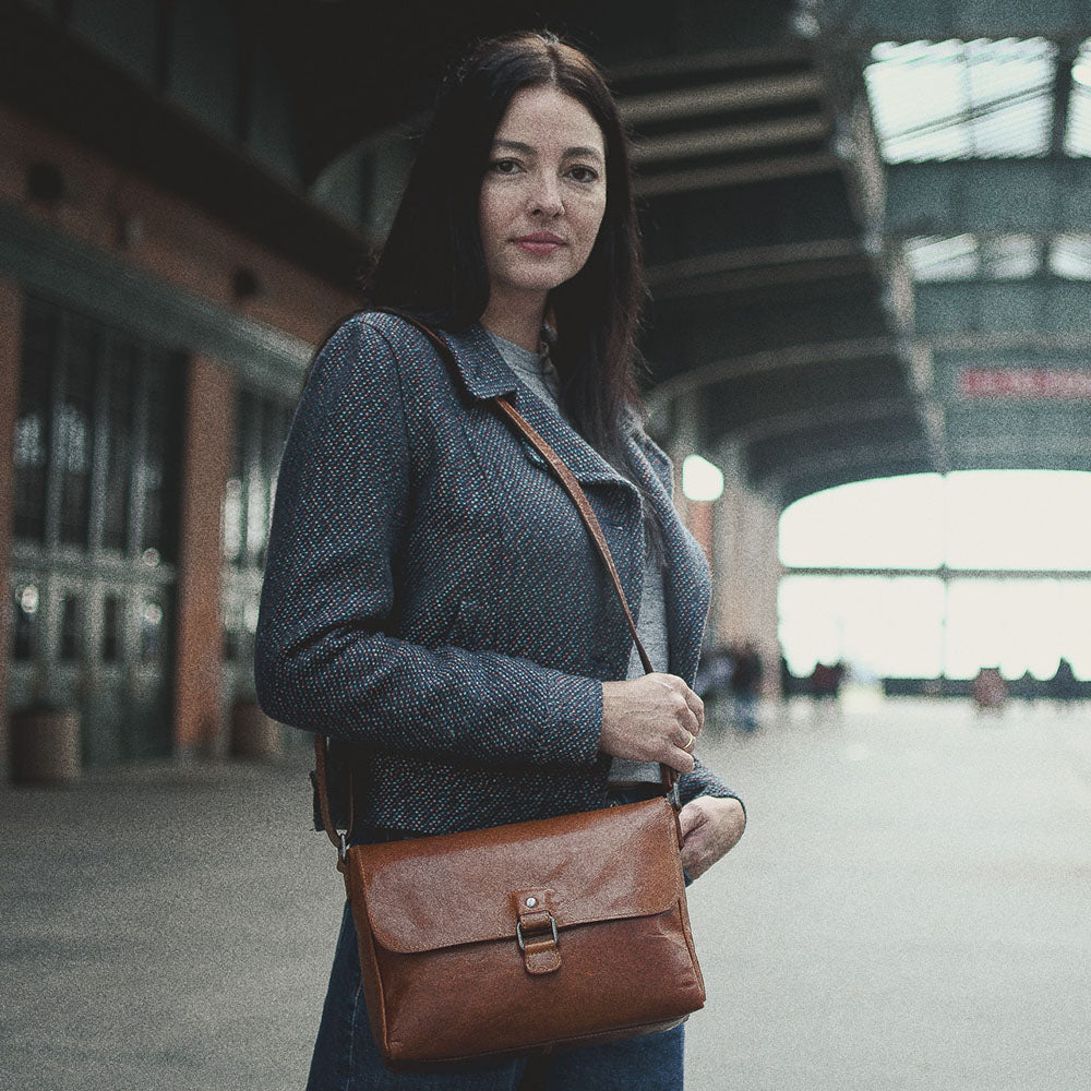 Voyager Olivia Crossbody Bag